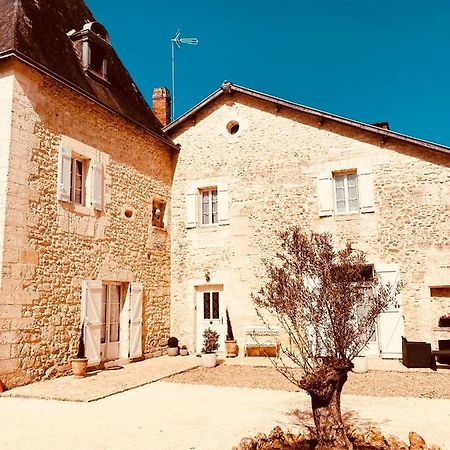 Bed and Breakfast Maison Du Roc à Champagnac-de-Bélair Extérieur photo
